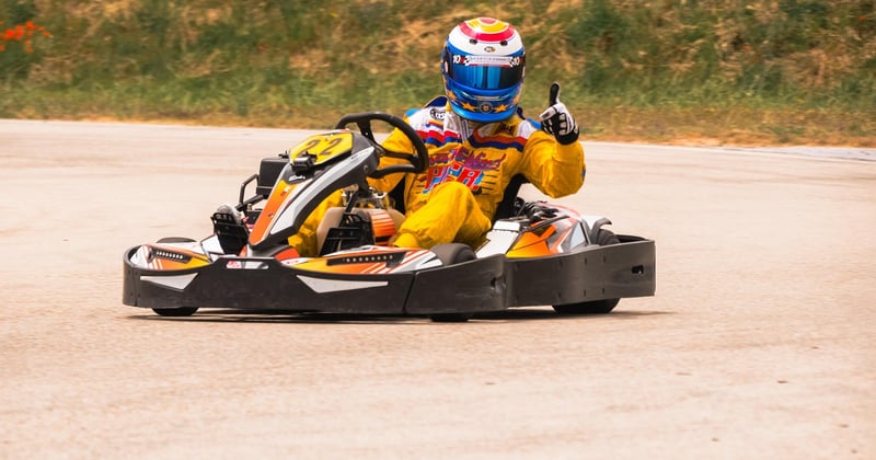 Découvrez le meilleur du karting indoor et outdoor à Lyon en 2026 !