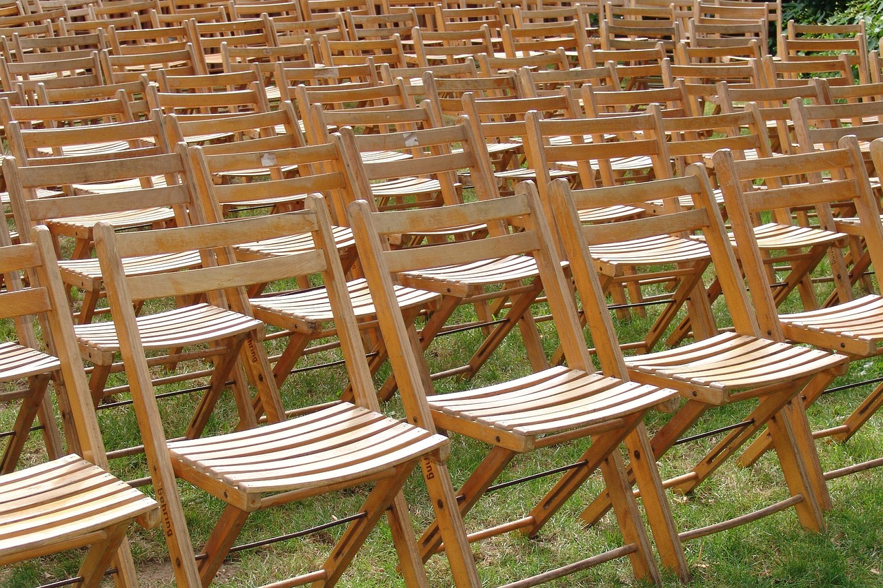 Faut-il réserver ses activités à l’avance ou improviser sur place ?