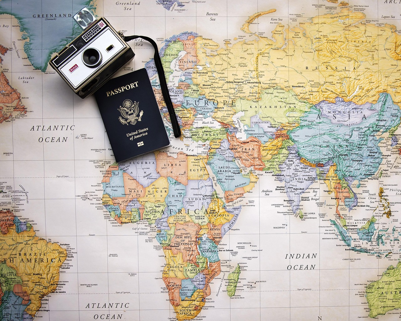 Comment faire des rencontres enrichissantes en voyage solo ?